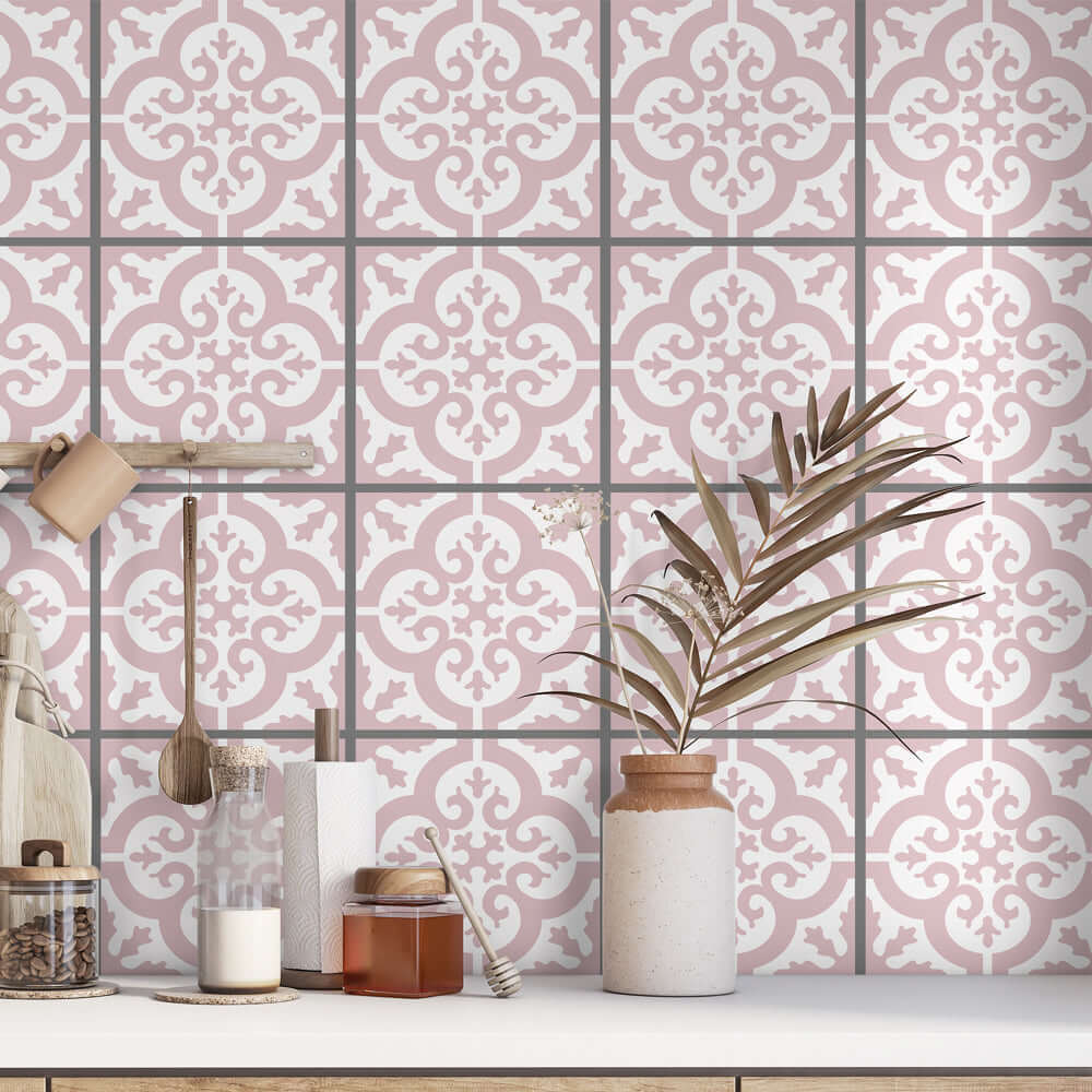 Förnya hemmet med självhäftande kakeldekor