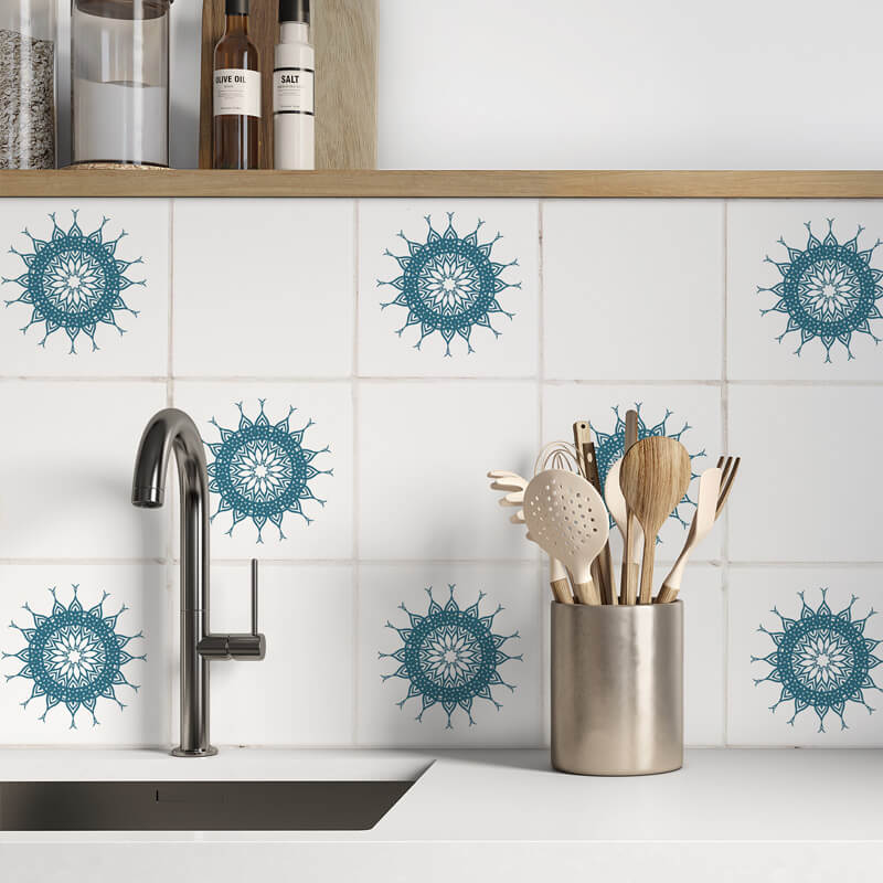 Kakeldekor mönstrad cirkel petrol - Dekortorget