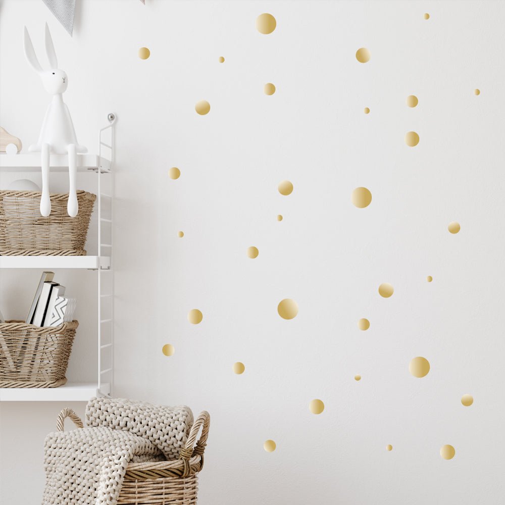Väggdekor prickar guld - olika storlekar - Dekortorget
