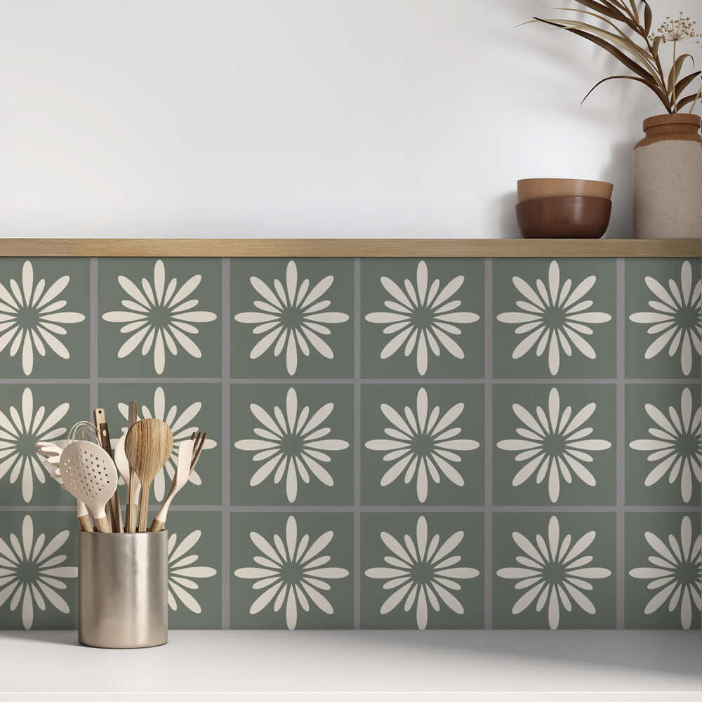 Kakeldekor retroblomma grön - Dekortorget