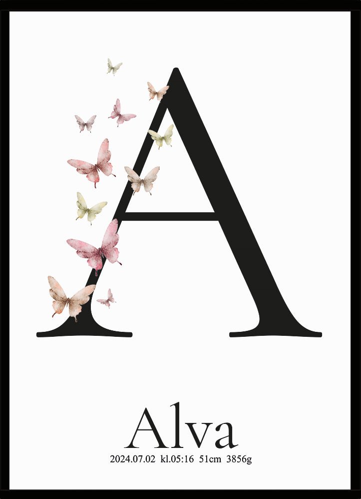 Namntavla Bokstav med fjärilar - Dekortorget